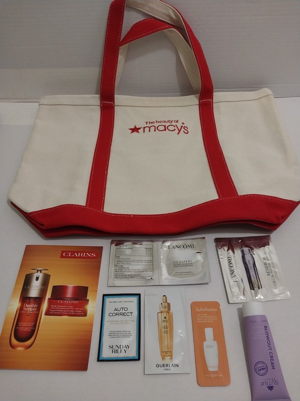 Macy’s Beauty Tote Bag Plus Beauty Samples