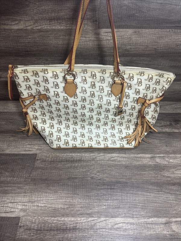 Dooney Bourke Monogram DB Logo Gretta & Leather Leisure Tote Bag Handbag Large
