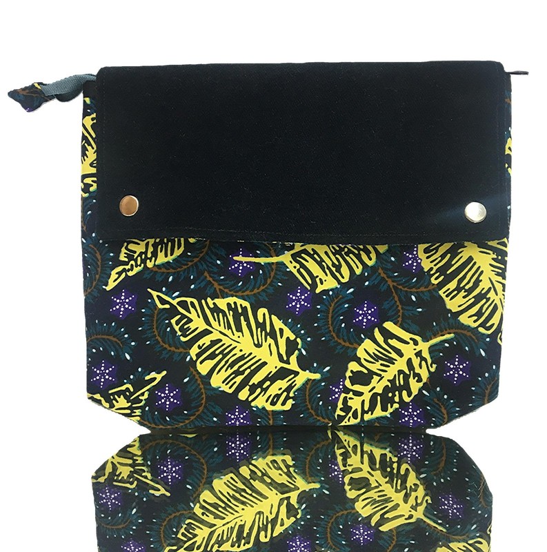 Beautiful Hand Made In Uganda Fabric Hand Bag Pouch Purse NEW