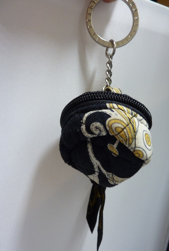 Rare Vera Bradley Mini Tote Bag Coin Purse Key Ring Chain Charm Fob