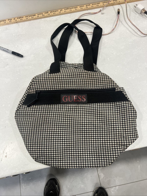 Women’s Plaid Check Black/ White Tote Hand Bag Round Bottom Guess? Brand EUC