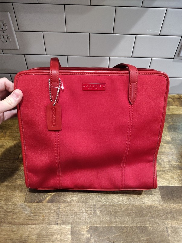 New Vintage Coach Neo Lunch Tote Bag Red Style 6201 Neoprene W/Leather w/Hangtag