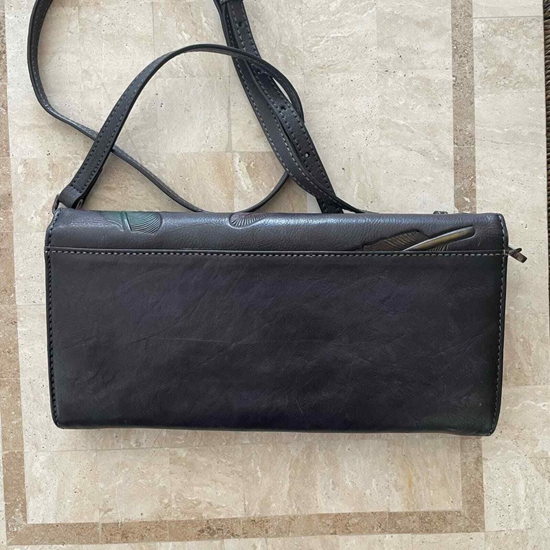 IVTG leather handbag gallery