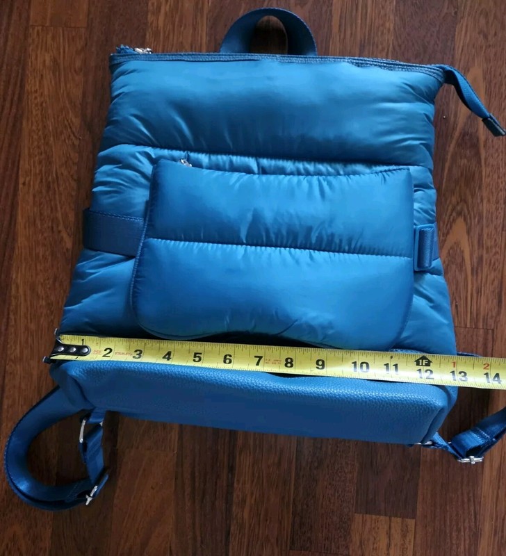 Laundry By Shelli Segal Real Puffer Backpack And Waist Belt Pack Teal Blue New gallery
