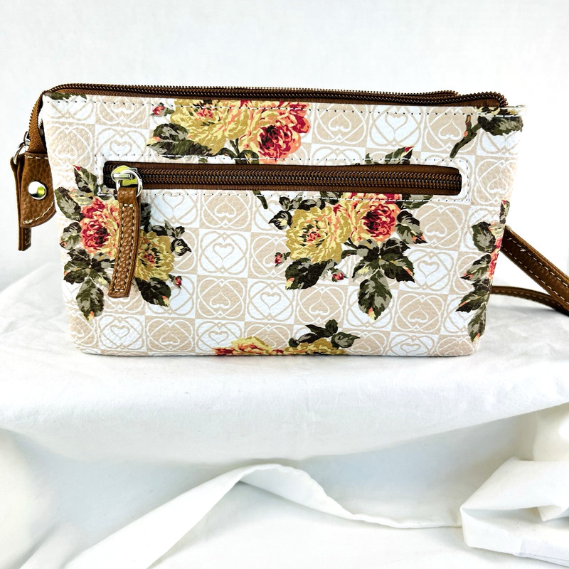 NWOT Stone Mountain Summer Floral Small Crossbody Adjustable Strap