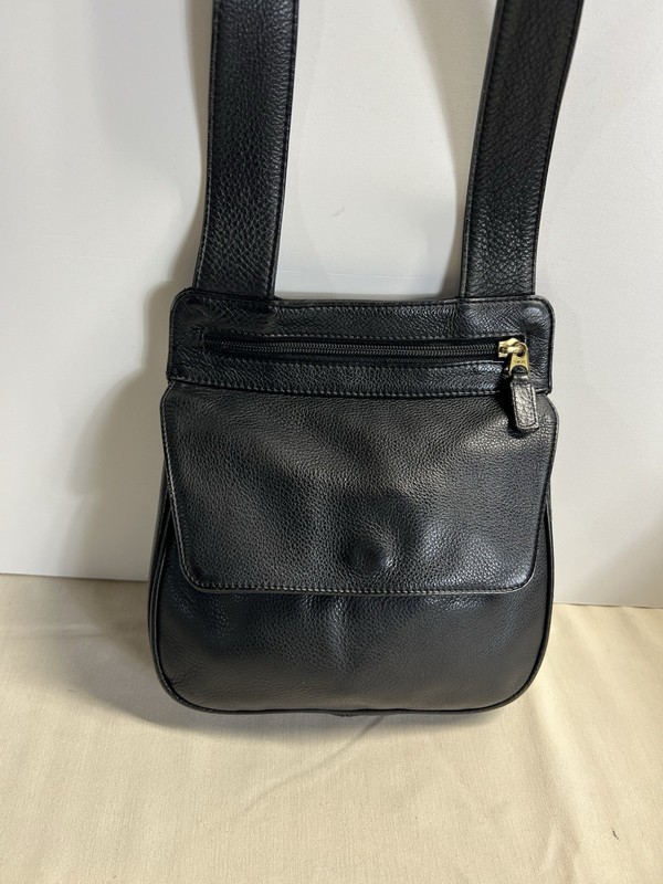 Crossbody Bag Travel Smith Authentic Black Soft leather 8in*9in