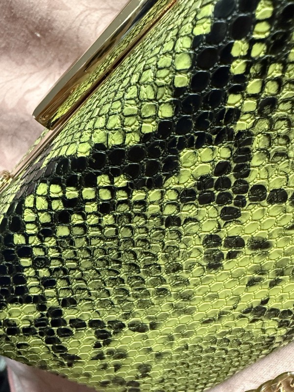 Mulian & Lily Green Faux Snakeskin Fashion Clutch / Crossbody, Party, Evening gallery