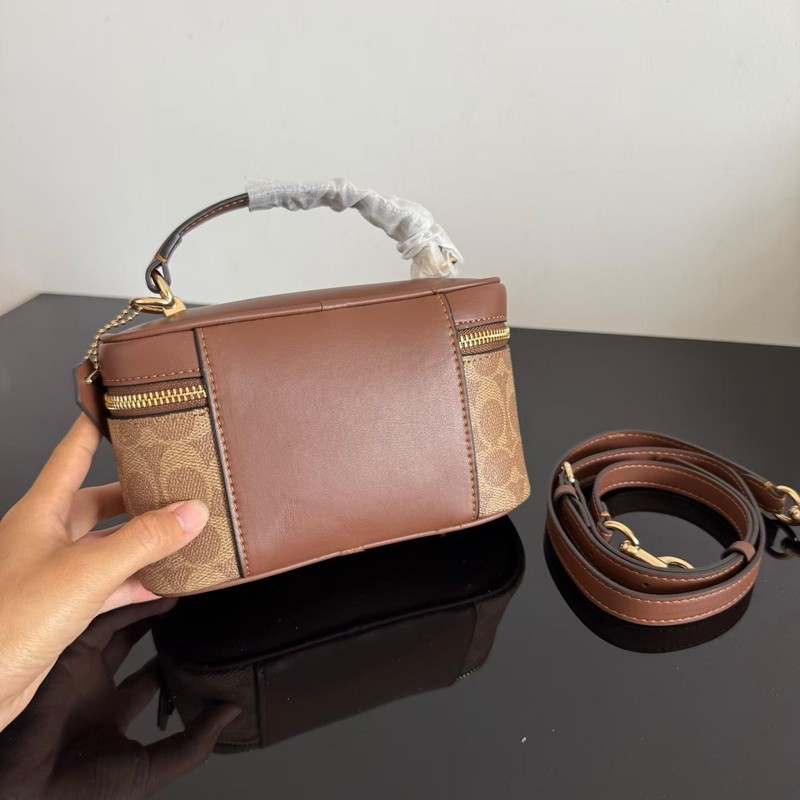 COACH Rainer Crossbody Bag 18 In Signature Canvas Tan CEO23 F/S JP [DDP] gallery