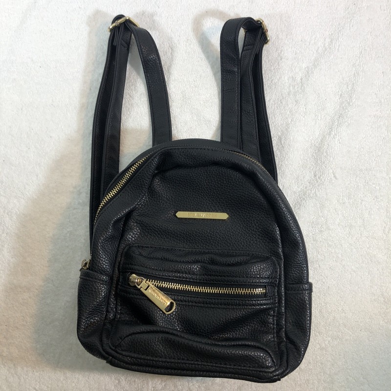 Steve Madden Small Mini Black Backpack Purse Adjustable Minimal Classic