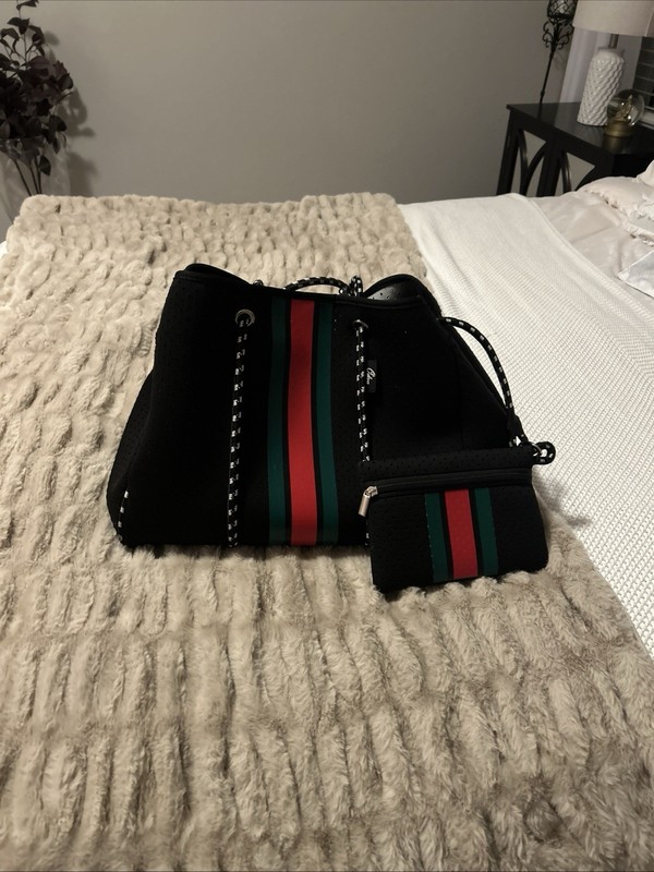 Odiva Black Handbag. Gently Used, No Tags. Great Condition Pre-Owned