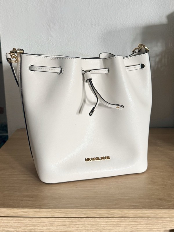 Michael Kors Eden MD Drawstring Shoulder Leather Crossbody Bucket Bag White gallery