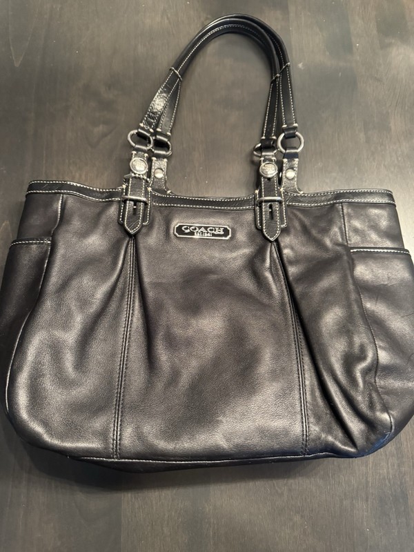 Coach Gallery East West Tote F15147 Black Soft Leather Multi Pocket Y2K gallery