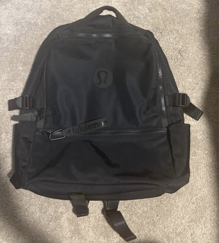 Lululemon Crew Backpack 22L