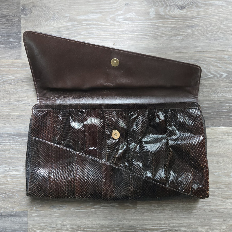 Brown Snakeskin Envelope Fold-Over Clutch Snap Closure Lined Inner Pocket