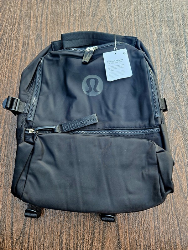 Lululemon New Crew Backpack 22L Black