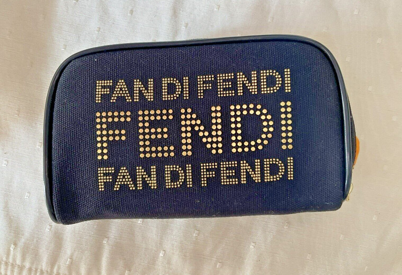 Fan Di Fendi Pouch Gold Lettering Zip Closure Makeup Bag 6-1/2″x 3 1/2″ New
