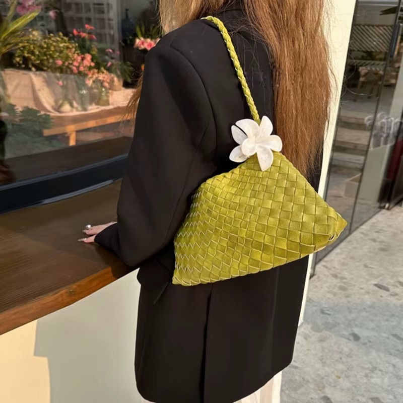 Hand Woven PU Women Bag Bucket Crossbody Holiday Casual Summer Bucket Bag gallery