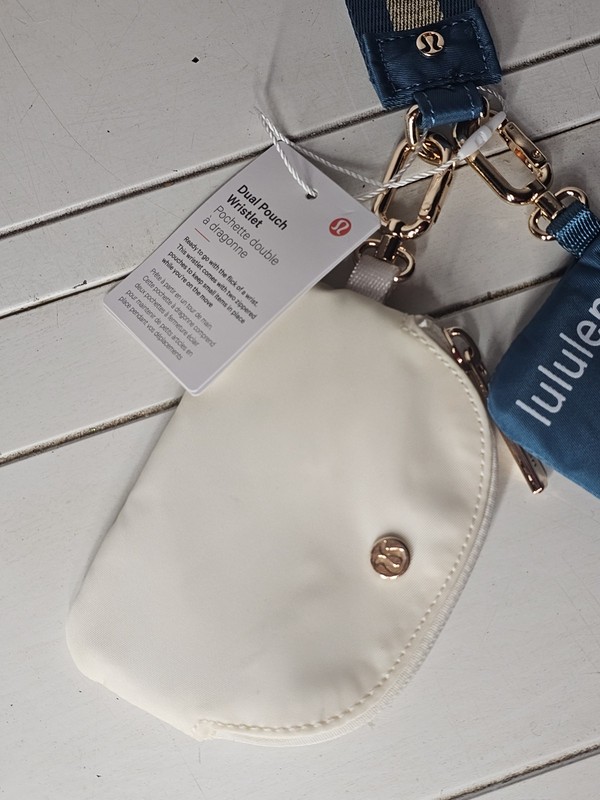 🔥Lululemon Dual Pouch Wristlet Wallet Keychain Wordmark Vapor Teal Gold gallery