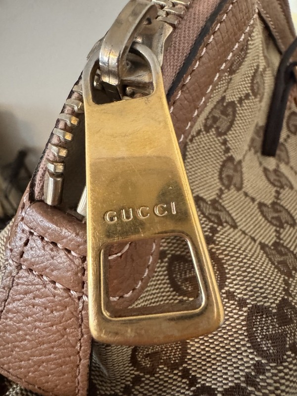 Authentic Gucci Monogram Brown Bree Shoulder Bag Medium With Dust Bag (V25-03) gallery
