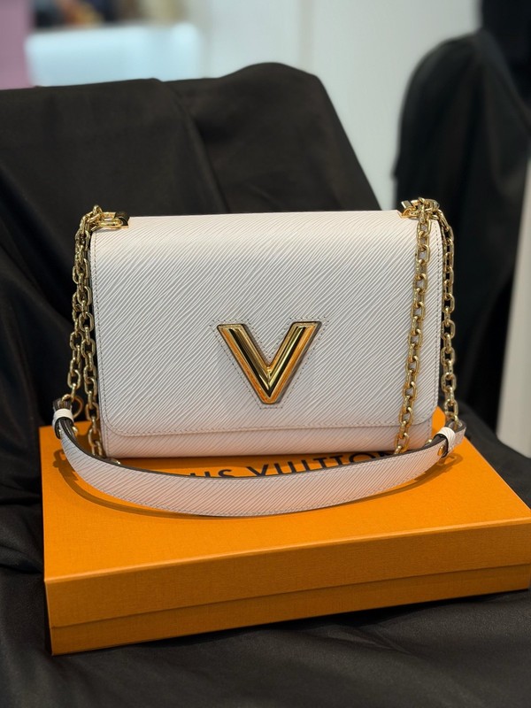 Louis Vuitton Pre-Owned Authentic Luxury Handbag White 23 bottom length gallery