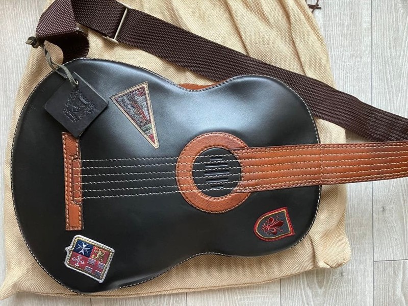 PRATESI Guitar Shape Shoulder Bag Leather w/Guarantee Card NWOT