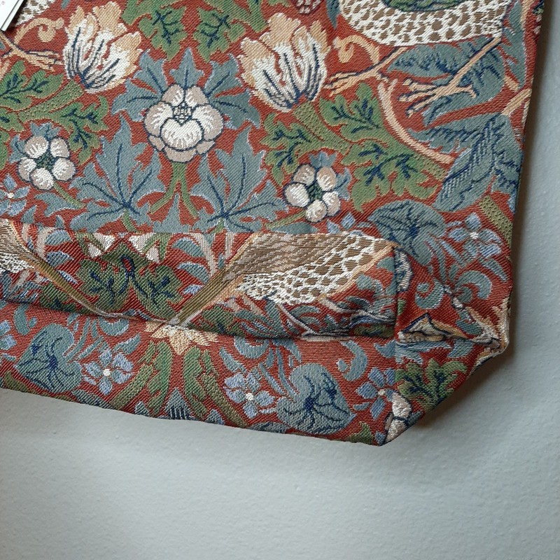 NEW Signare Tote Bag Foldable Zip William Morris Tapestry "Strawberry Thief" gallery