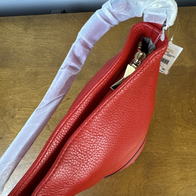 Michael Kors Townsend Leather Small Bucket Bag Purse Lacquer Red / Gold Hardware gallery