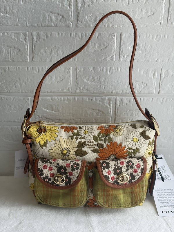 Coach Floral Print Zip Turn Lock Shoulder Bag Vanilla Yellow Brown Hang Tag