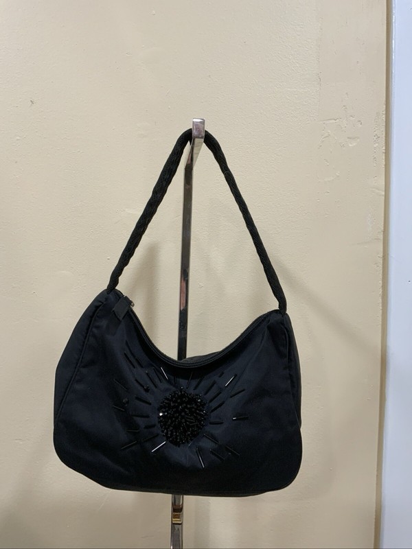 Beaded zip Cluster Purse Black Satin Evening Handbag 10×6,5×2 in.