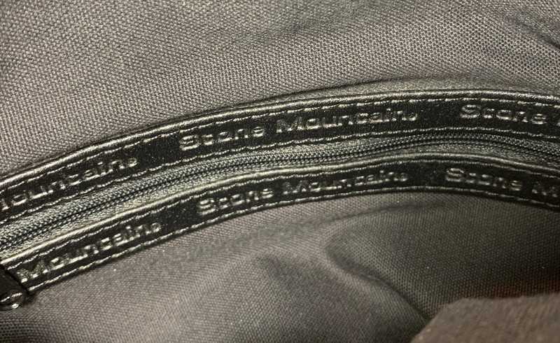 Stone Mountain Shoulder Bag Sz M Black Leather gallery