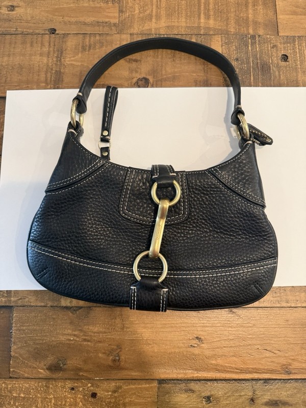 Coach Black Mini Hampton 10284 Pebbled Shoulder Bag Zip, Original hang tag