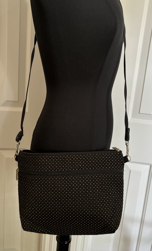 Danny K Handbags, Zipper Purse Black Tapestry w Gold/Brown Accents Classic NWOT