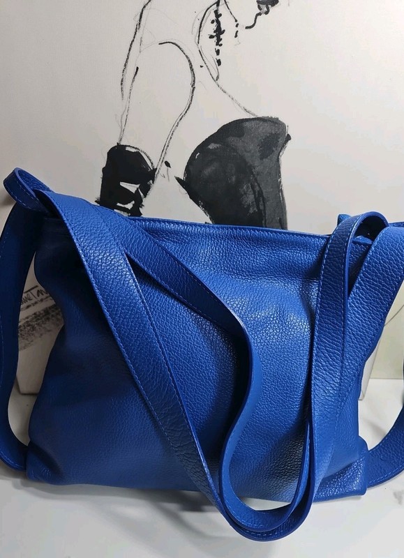 Divas Italian Blue Genuine Leather Shoulderbag 12x10x2 Made In ITALY NEW