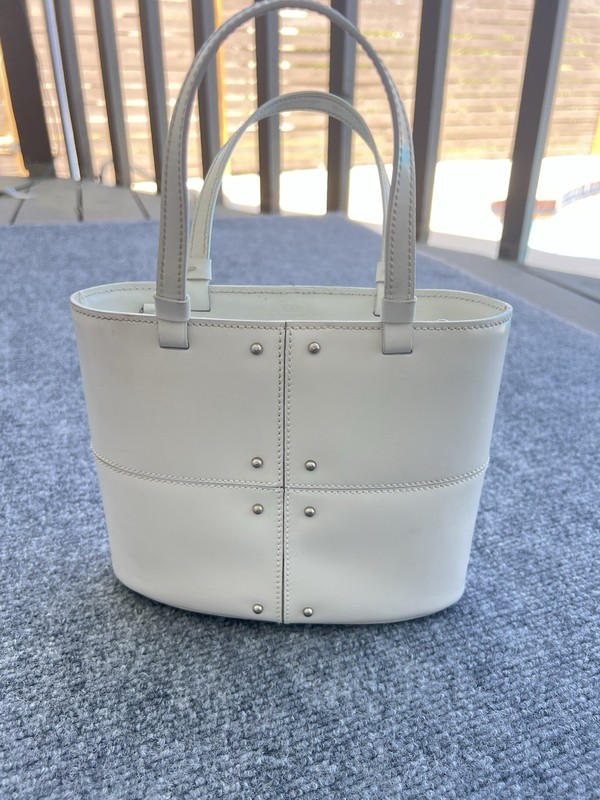 Tod’s White Mini Small leather handbag bag with studs 8X6.5”X3”