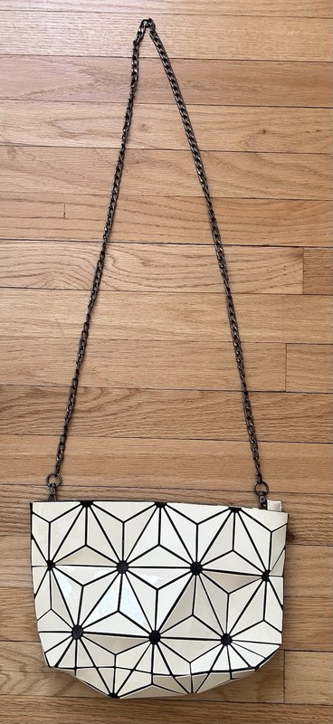 Geometric Tile Pattern Purse, Detachable Gunmetal Strap White & Black Unique gallery
