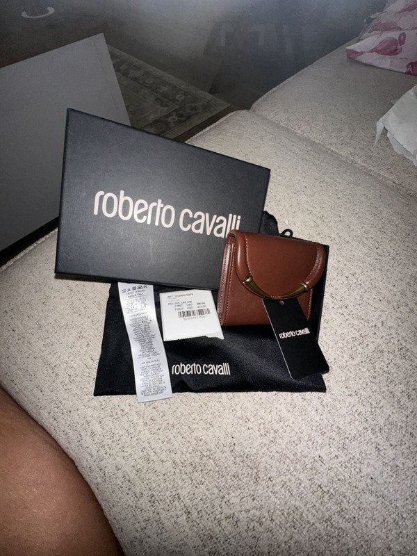 Roberto Cavalli TKA003 Brown Leather Fang Hardware Card Case