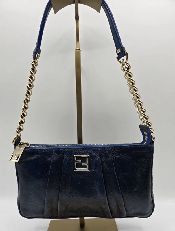 Fendi Baguette Shoulder Bag – Blue Leather COA Authentic