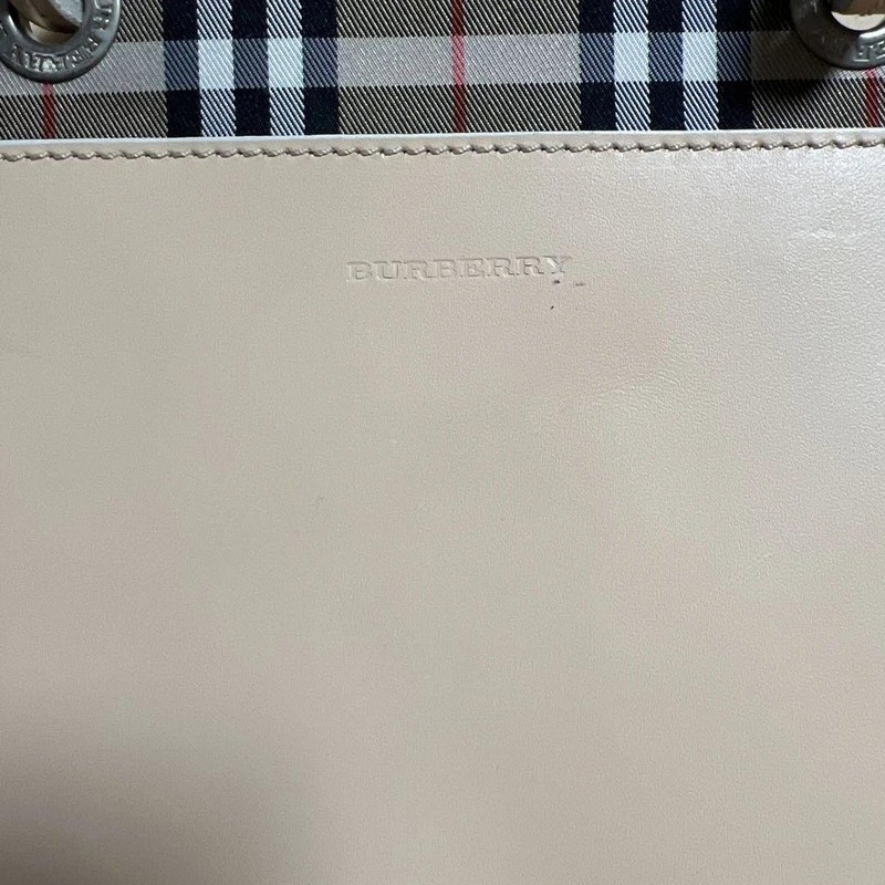 BURBERRY Beige Leather Tote Bag with Gusset and Horizontal Shape Excellent Cond gallery