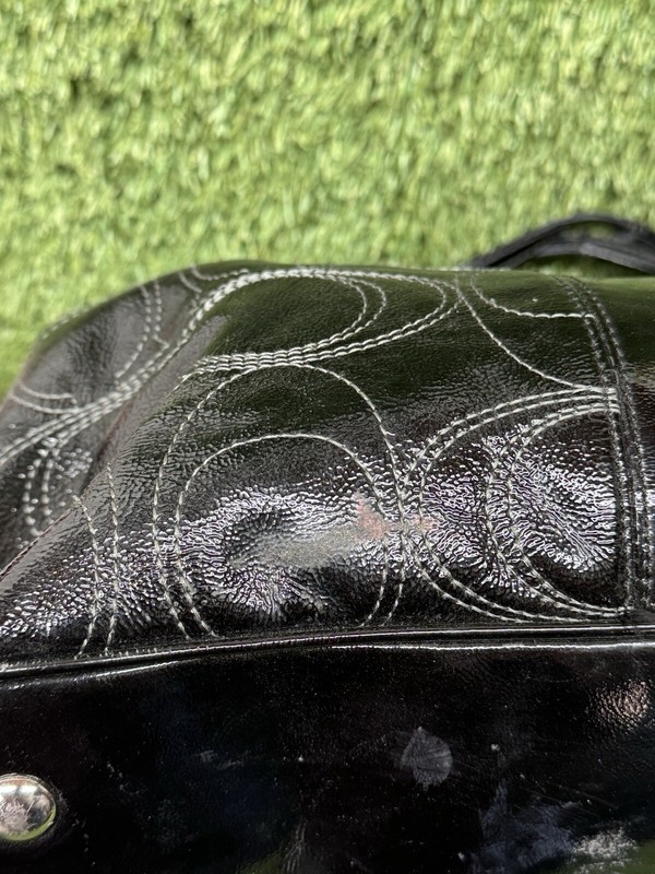 Coach F19215 Black Stitch Signature Patent Leather Frame Kiss lock Shoulder Bag gallery