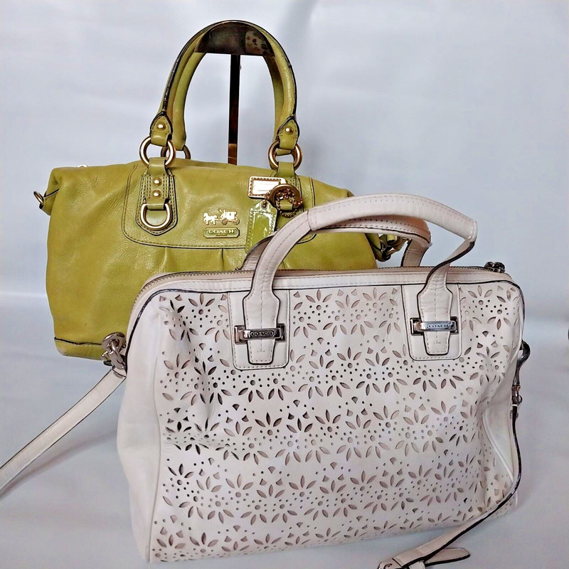 COACH White Green 2 BAG GRAB LOT White LASER CUT EYELET & Green LEATHER SATCHEL