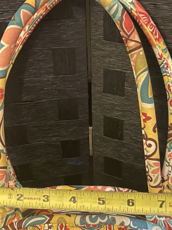 VERA BRADLEY PROVENCAL Eloise Kisslock Purse 9.5 x 12 x 4.5 Preloved gallery