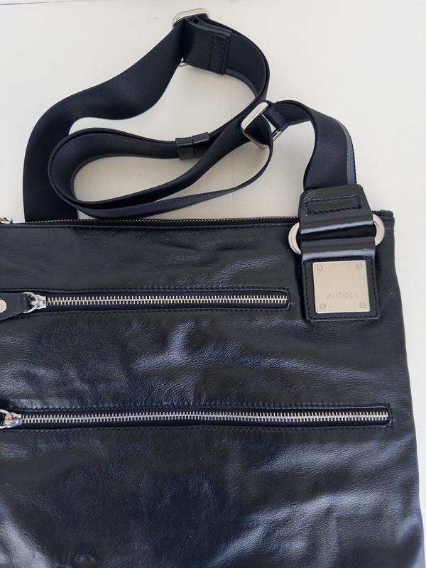 Nicoli Black Leather Crossbody Purse Shoulder Bag gallery