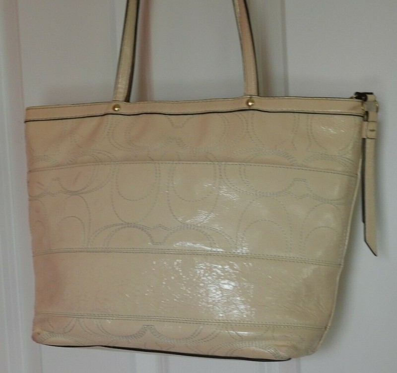 COACH #F19198 Zip Top Tote Purse Outline Stitched Signature Patent Leather Cream gallery