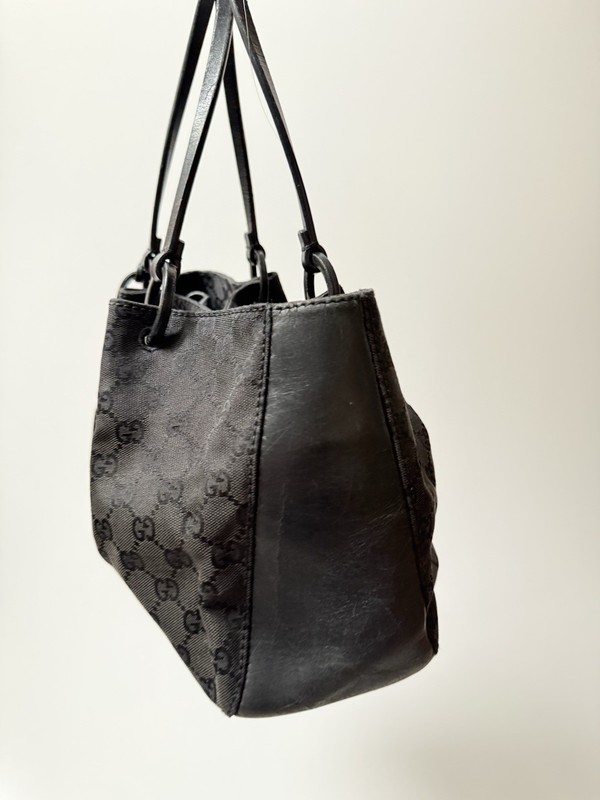Gucci GG Pattern Black Tote Bag With Pouch gallery