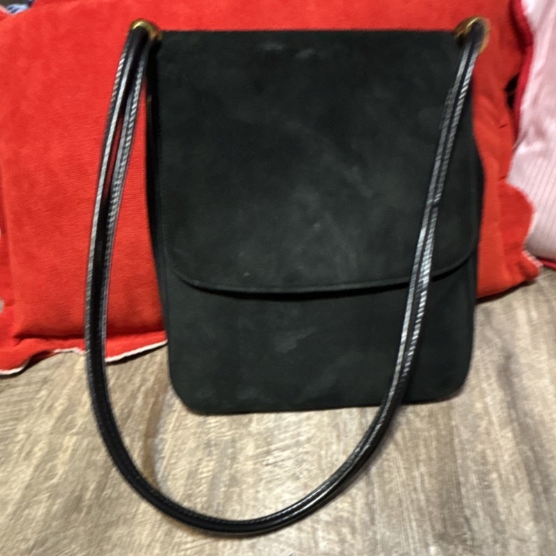 Vintage Meyers Black Solid Shoulder Bag, Gold Hardware, Excellent condition