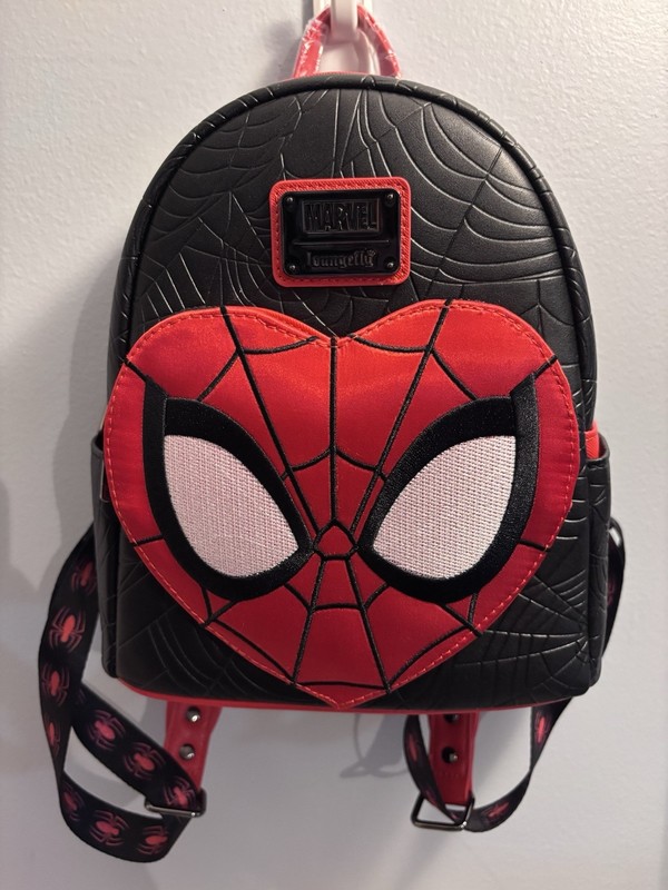 NWT Loungefly Marvel Spider-Man Heart Pocket Mini Backpack