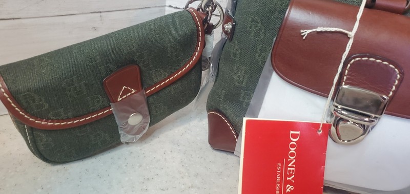 Dooney & Bourke Jacquard Green Double Pocket Tote HP65C HT w/ Wallet 13x8x5 gallery