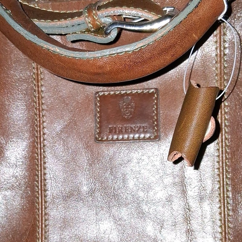 24″ Italian large leather Doctor’s bag New with lock and 2 keys & laptop storage