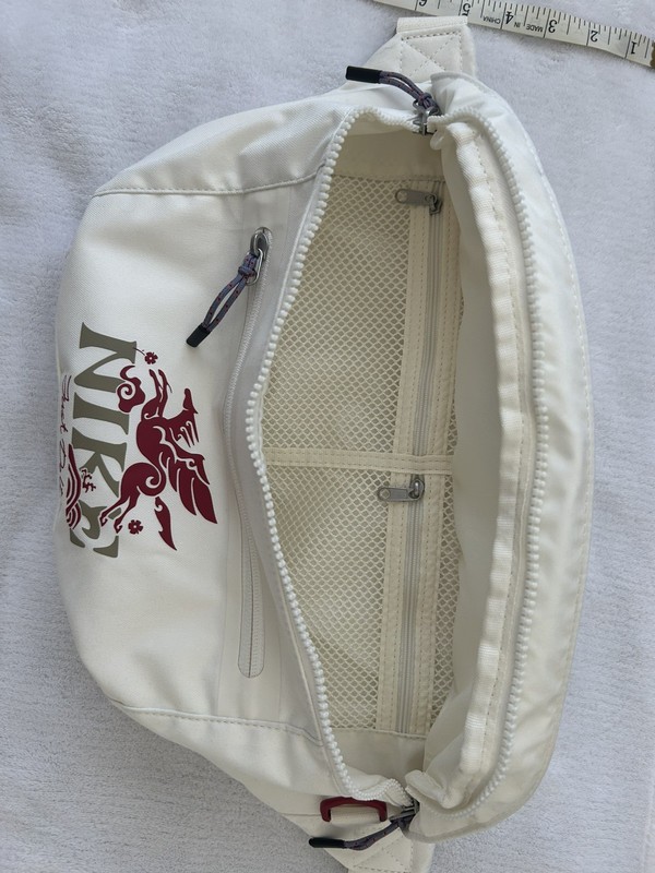 NIKE TECH HIP WAIST PACK FANNY TRAVEL BELT ZIP BUM BAG 19” x 9” gallery