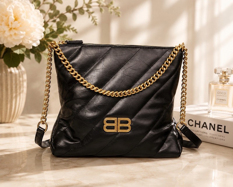 Balenciaga CRUSH SMALL ZIPPED HOBO IN QUILTED CRUSHED CALFSKIN WITH GOLD HW